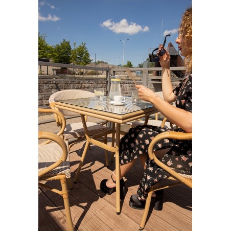 Krzesło BISTRO PARIS ARM jasnobrązowe rattan