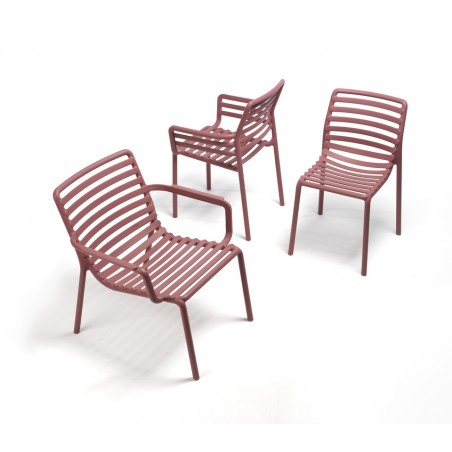 Nardi Krzesło Ogrodowe Doga Bistrot       Czerwone