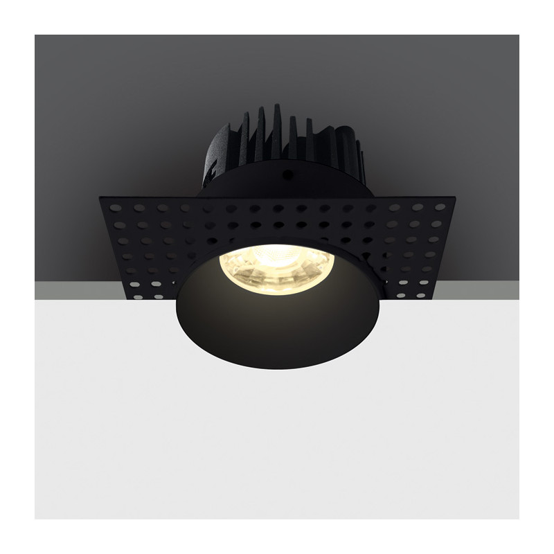 10107BT/B/W czarny wpust LED IP54 3000K 7W puszka montażowa