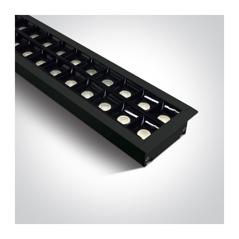 38150BR/B/C czarna oprawa wpuszczana UGR17 4000K 40W + 4 klipsy mocujące, 4 złącza & 2 zaślepki w komplecie możłiwość podłączeni